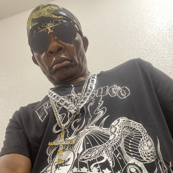 Parasuco Vintage weekend Warrior Embellished Tee Sz 3X - Picture 1 of 17